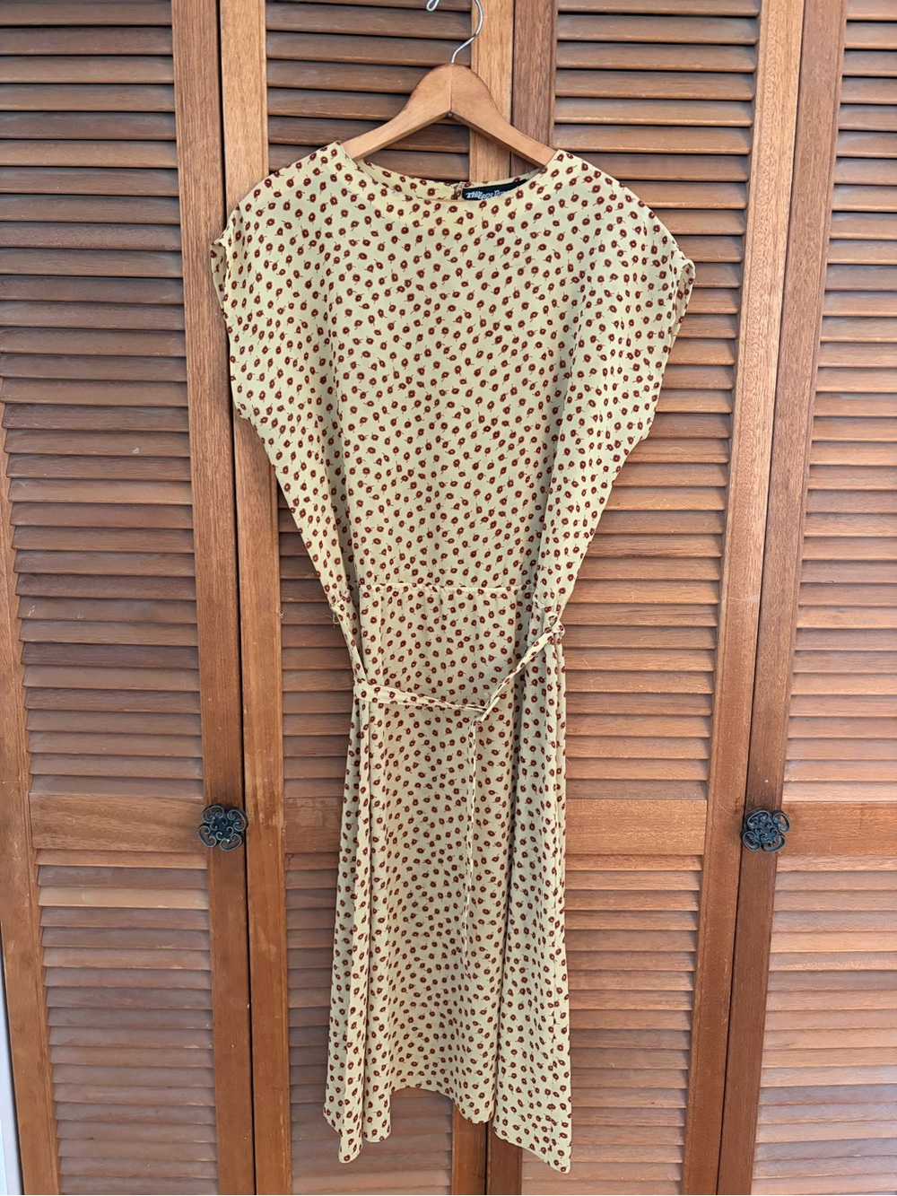 Vintage French Phillipe Ronsard Paris pale yellow belted dress size medium